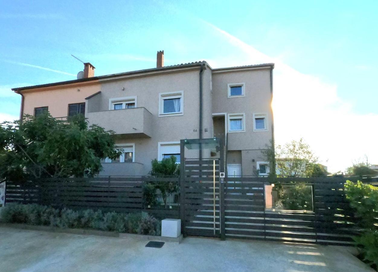 Apartment Natalia Valbandon Luaran gambar